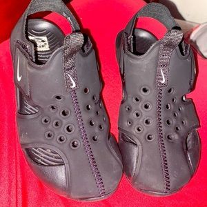 Black slippers size 10c with box